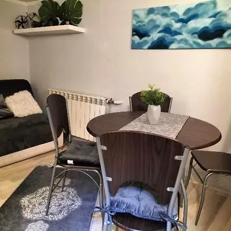 Apartment Zdrowo Przez Sad Brzezinki (Grojec)