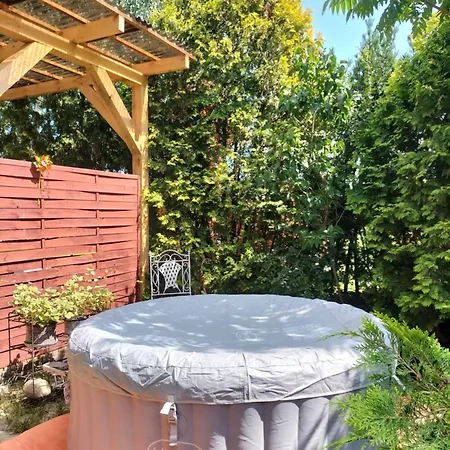 Zdrowo Przez Sad Apartment Brzezinki (Grojec)